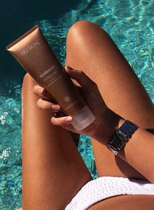 Sunright Insta Glow - Tinted self-tanning gel    WHILE STOCK LAST